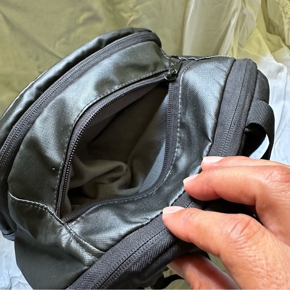 Jansport Sleek Black Backpack - Picture 10 of 13